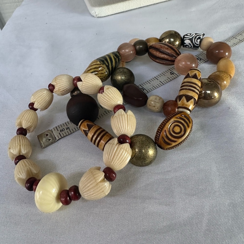 Set of 3 stretch style Chicos bead bracelets
